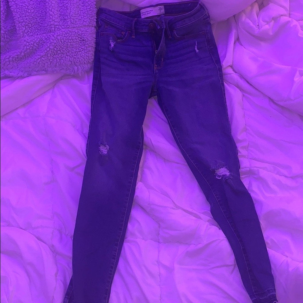 distressed abercrombie ankle jeans